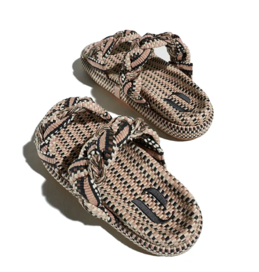 Amambaih: DANIELA SANDALS