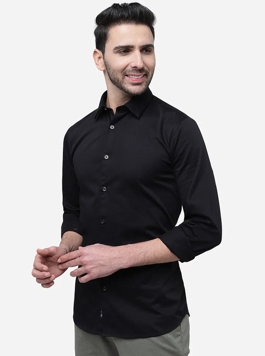 Black Solid Slim Fit Semi Casual Shirt | JadeBlue