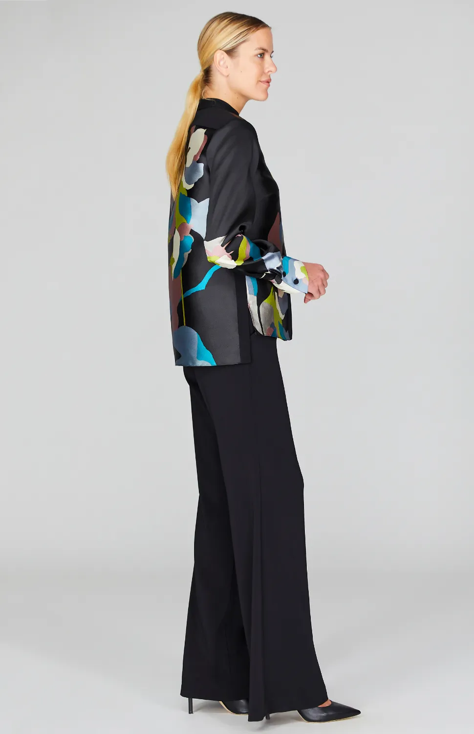 Floral Fresco Mandarin Collar Blouse w/Relaxed Sleeve