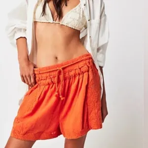 Free People Day Blooms Cutwork Embroidered Shorts, Flame, size M NWOT
