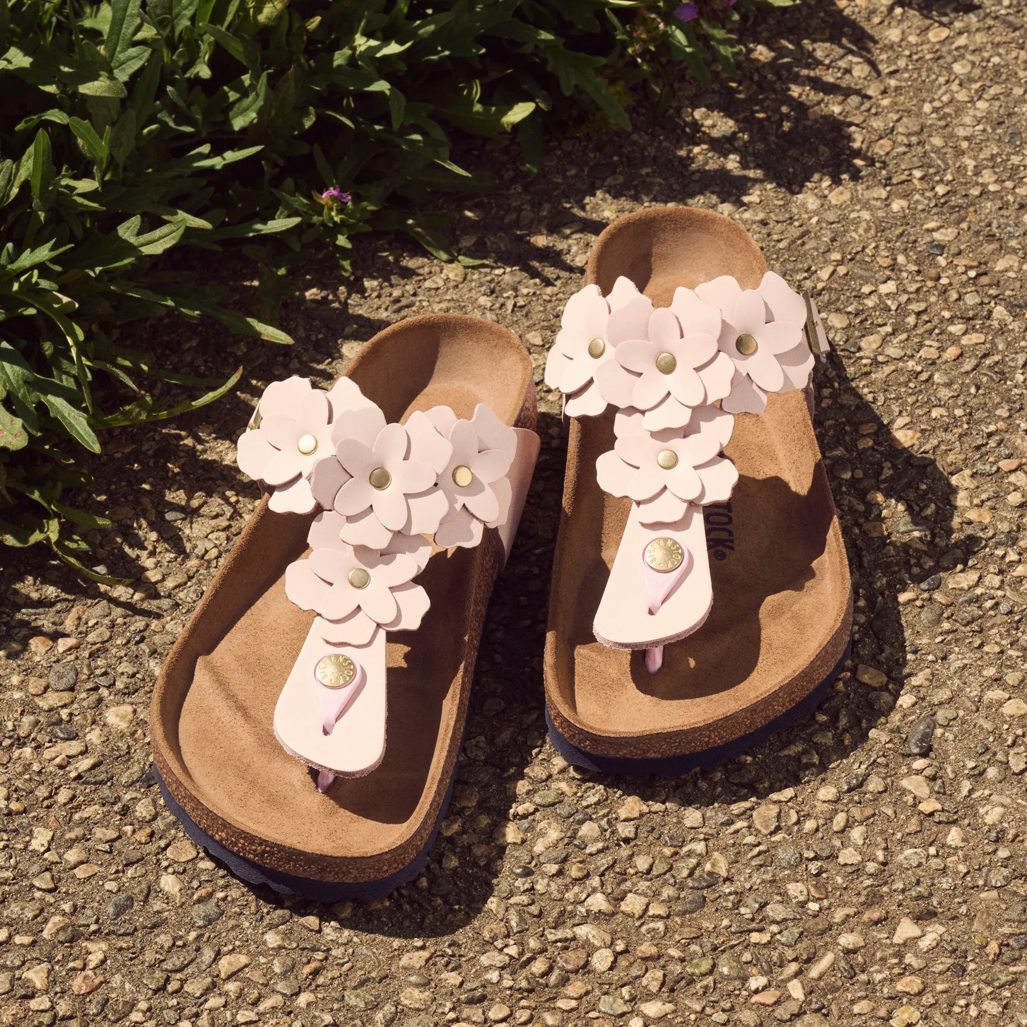 GIZEH FLOWERS - LIGHT ROSE - LEATHER