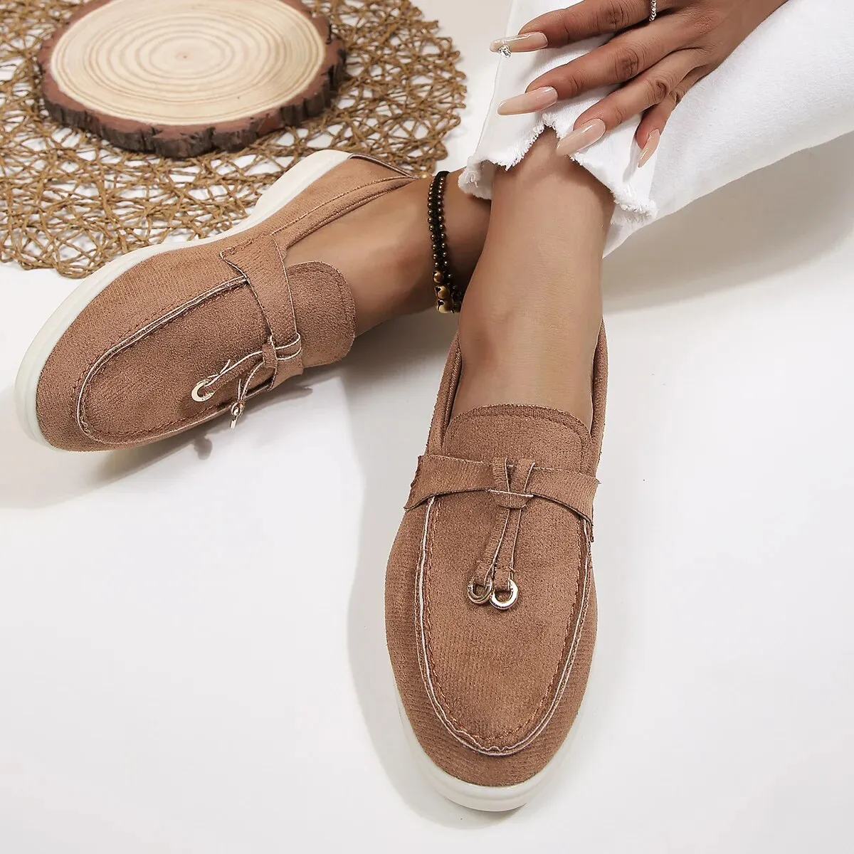 Hanger Decor Flat Loafers