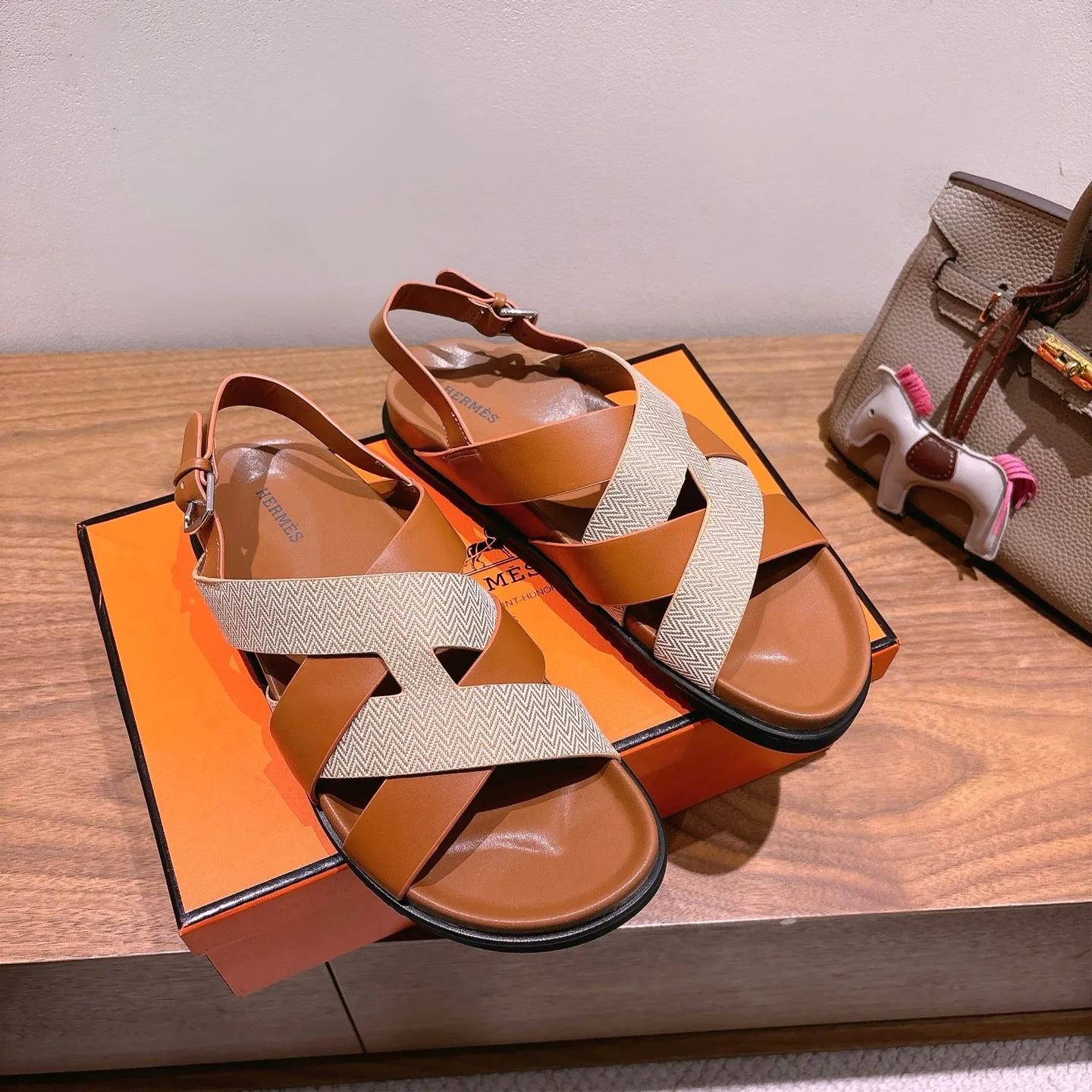 HM 25 Heracles Sandal Brown Calfskin Light Pink Canvas