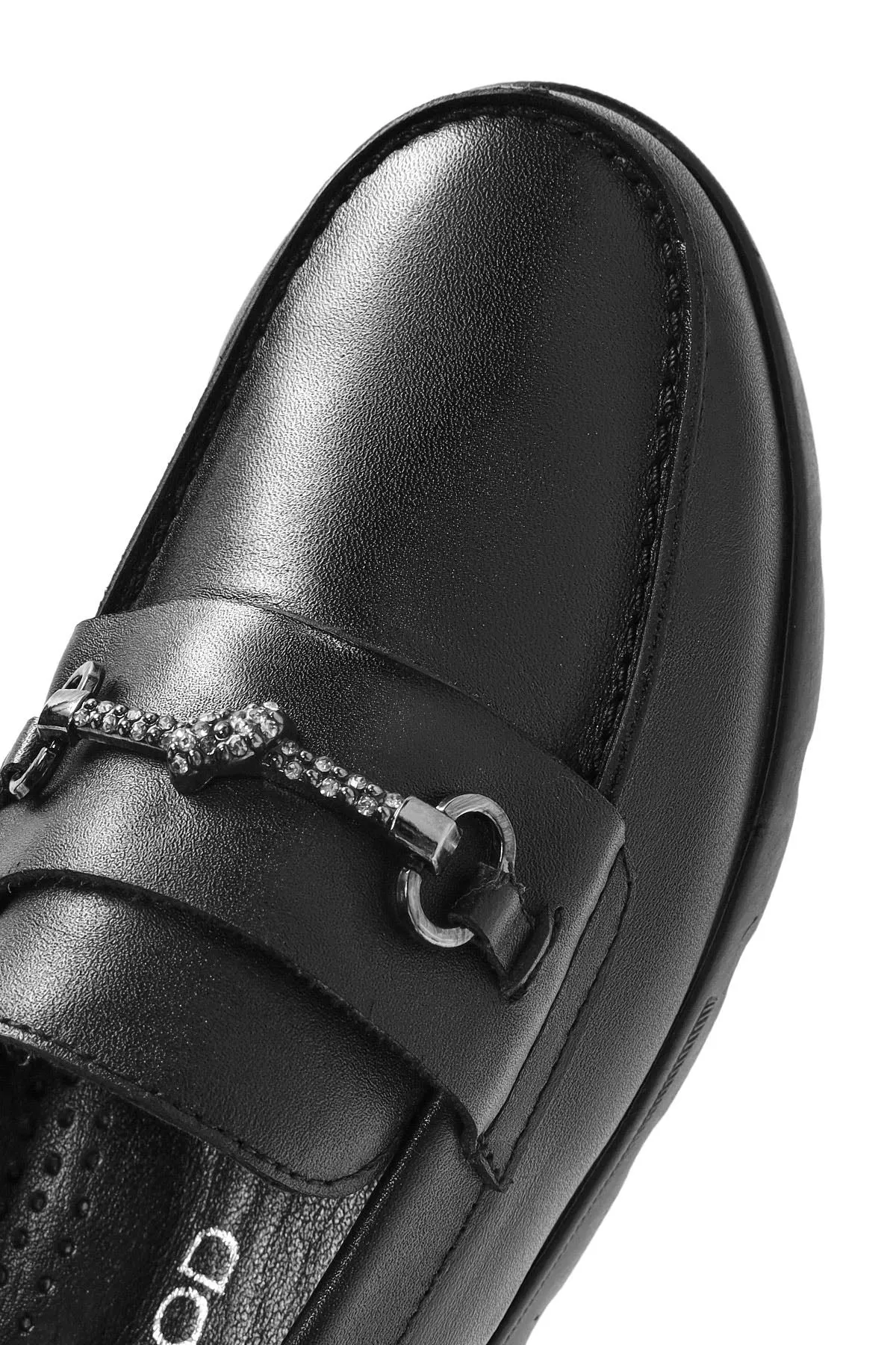 Kadın Siyah Toka Detaylı Deri Comfort Loafer