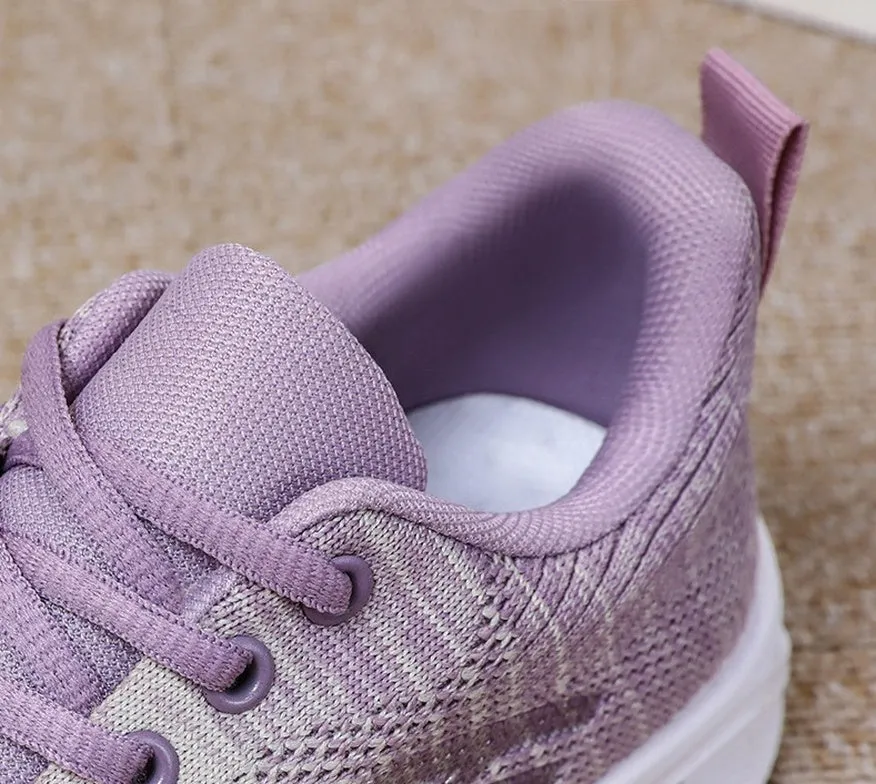 Lightweight Knitted Training Shoes for Women with Breathable Fabric
