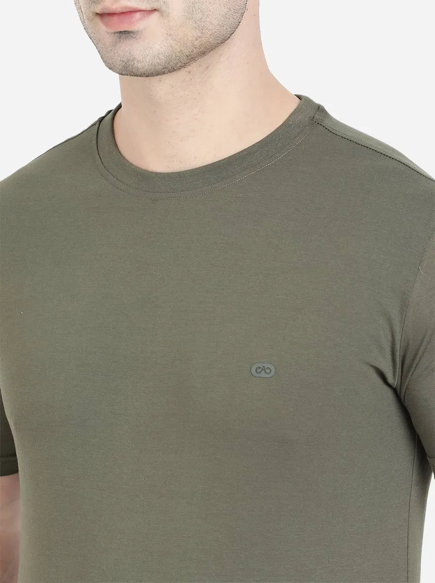 Olive Green Solid Slim Fit T-Shirt | JadeBlue