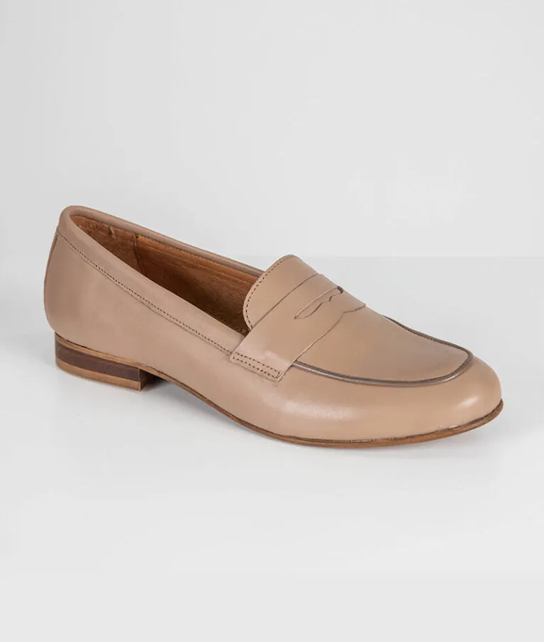 SÓFIA LOAFER