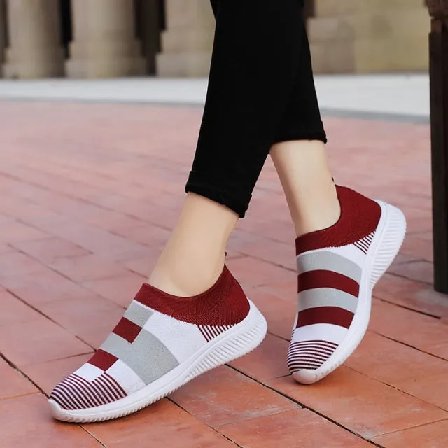 Sneakers Women Walking Shoes Woman Lightweight Loafers Tennis Casual Ladies Fashion Slip on Sock Vulcanized Shoes Plus