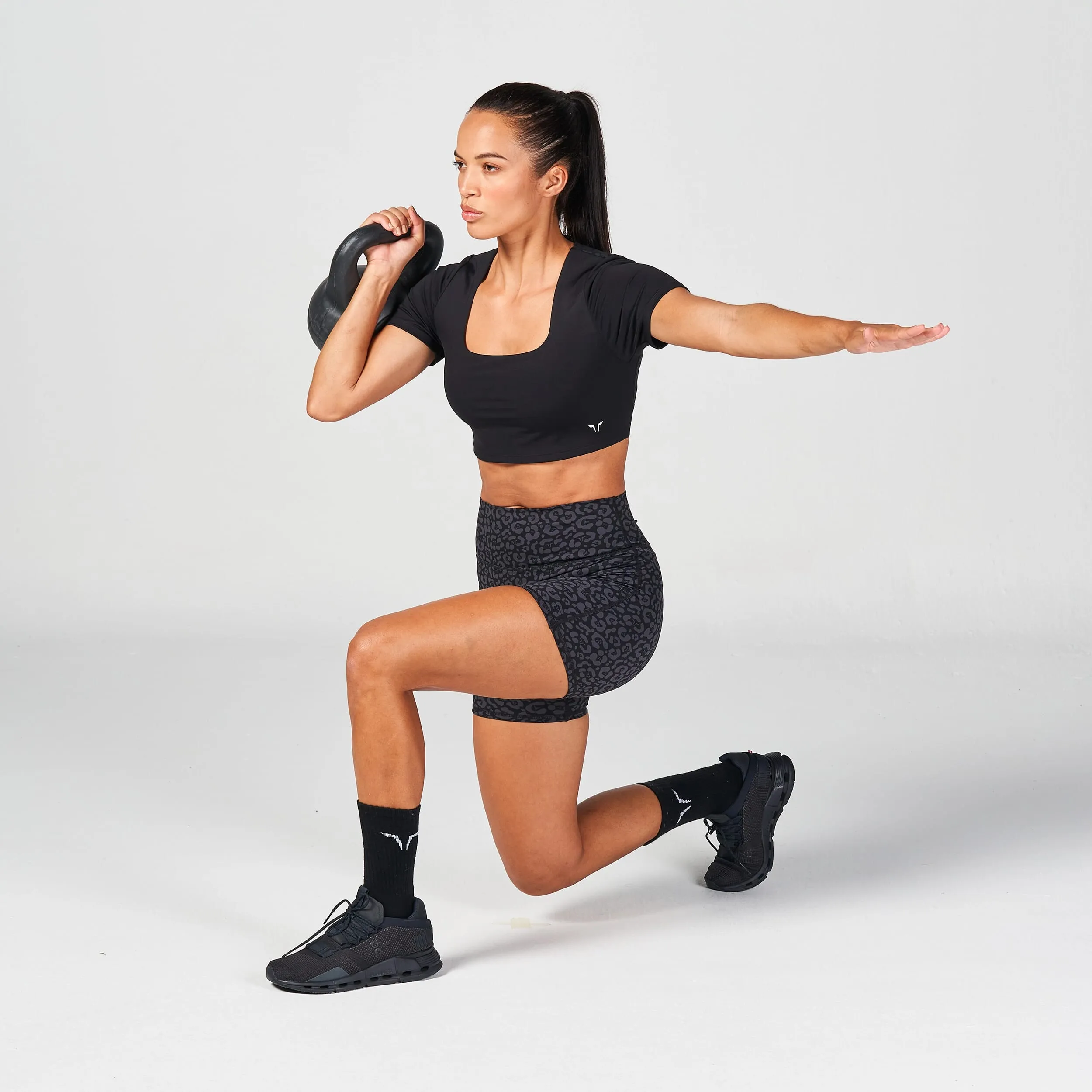 SQUATWOLF HIGH IMPACT BUILT-IN BRA TOP