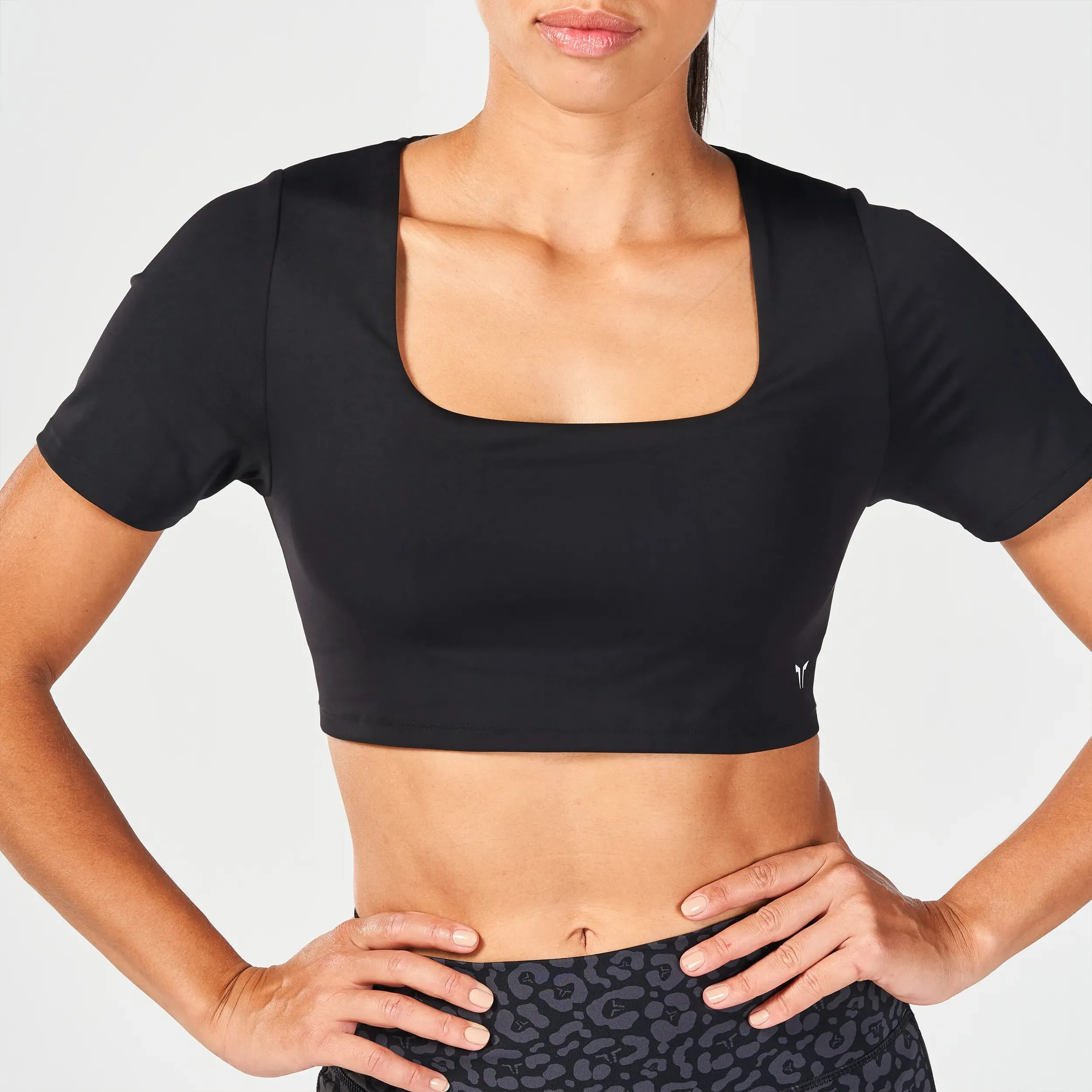 SQUATWOLF HIGH IMPACT BUILT-IN BRA TOP