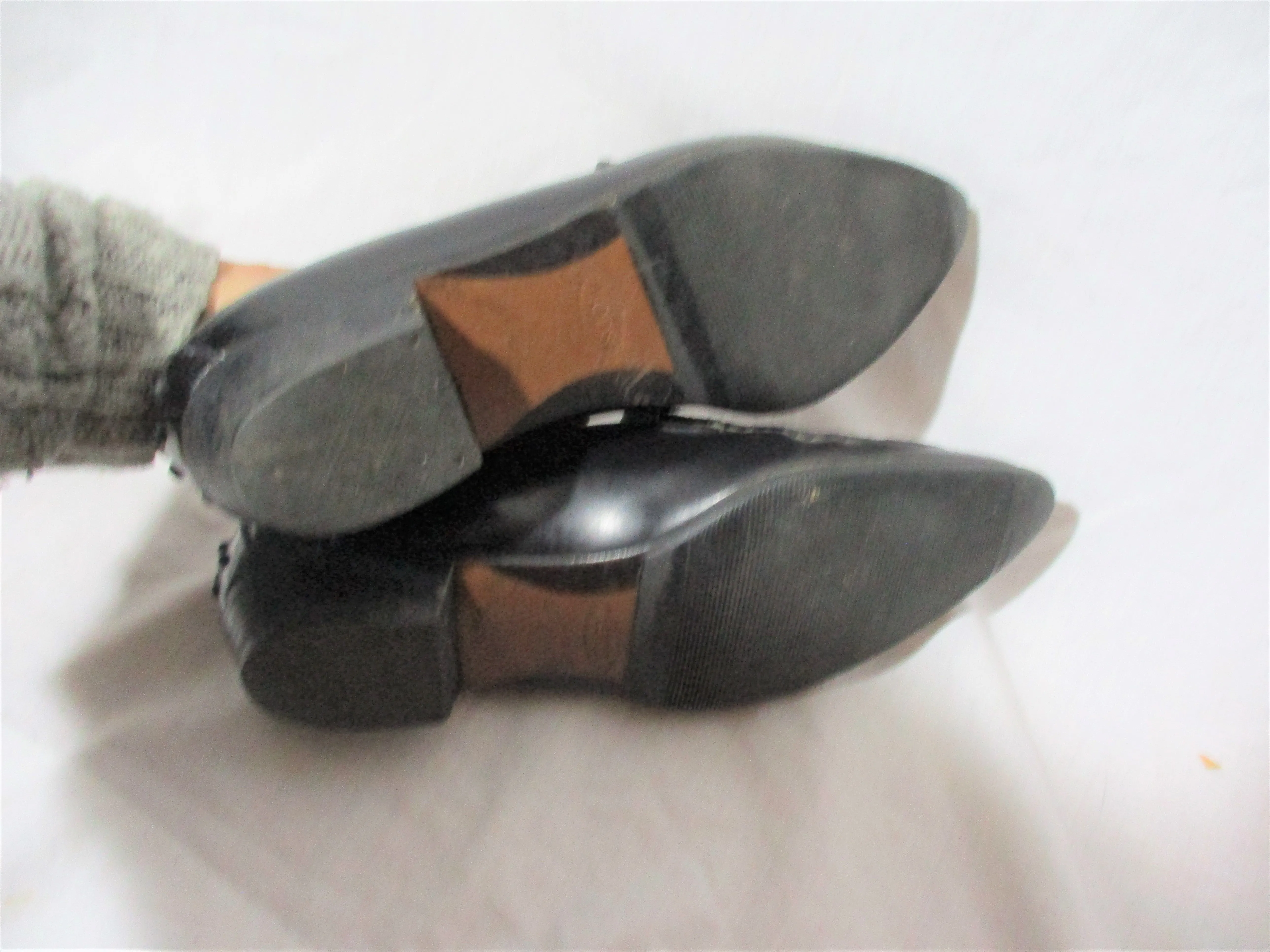 TODS ITALY LEATHER Driving Walking Slip On Moc Shoe Pointy Toe BLACK 7.5