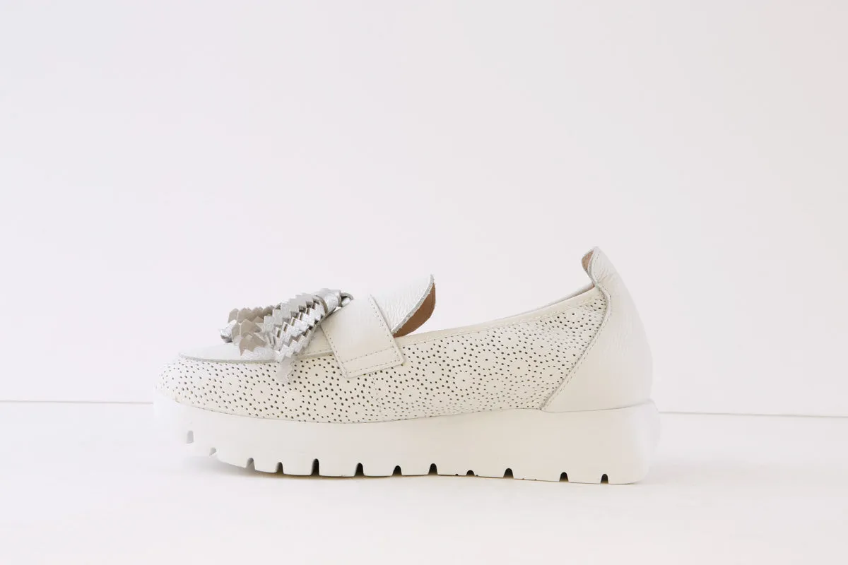 WONDERS - A-2445 SLIP-ON FASHION SHOE - WHITE