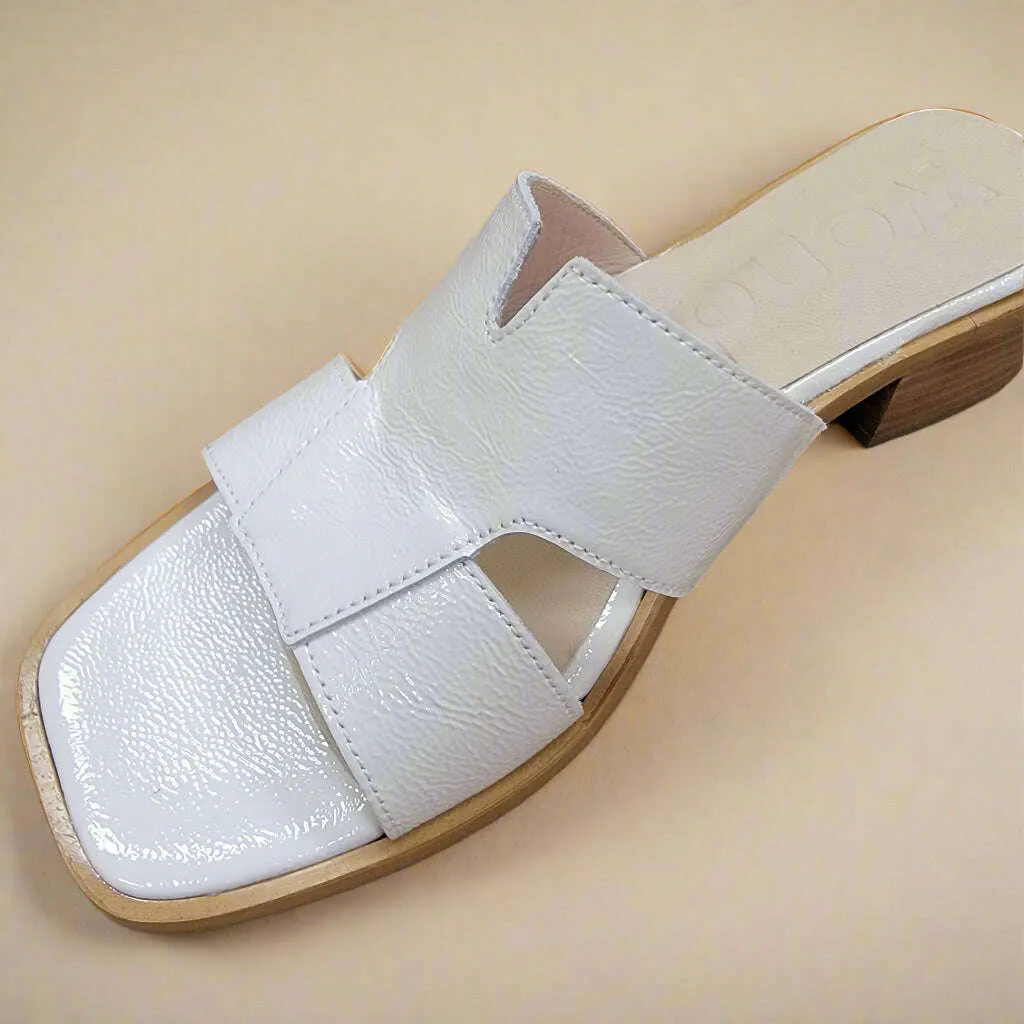 WONDERS - D-1120 - Coral Patent & Off White Patent