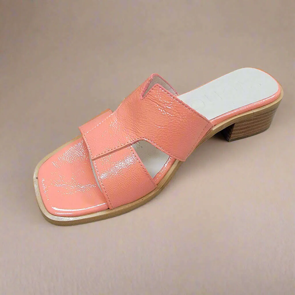WONDERS - D-1120 - Coral Patent & Off White Patent